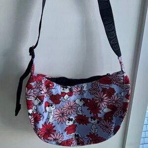 Baggu Snoopy Floral Design, Med Crescent